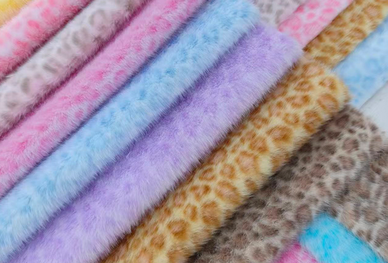 Šírka 160 mm z umelej norkovej tkaniny s leopardím vzorom európskej norky